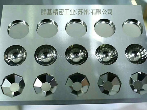 JF500L由群基精密工業(yè)（蘇州）有限公司生產(chǎn)，2020年計劃銷售600臺