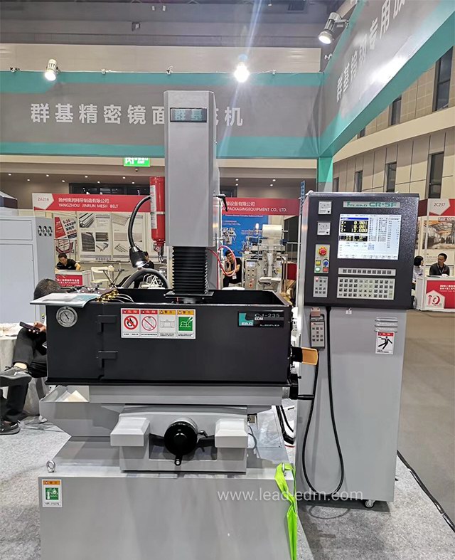 群基鎢鋼模具專用放電機CR-5F - 2
