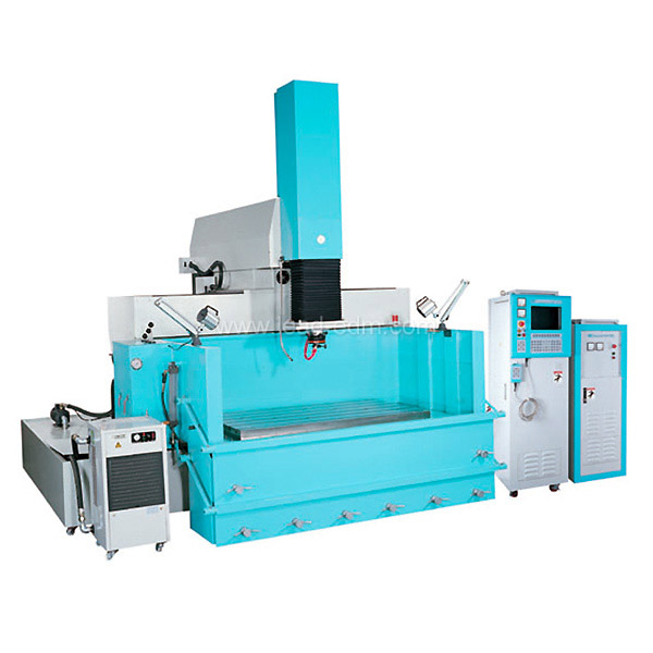 群基牛頭式數控火花機 CNC-1060